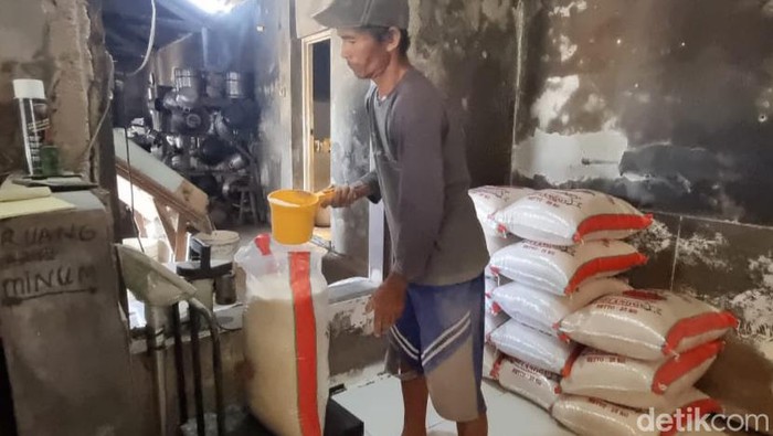 Pengusaha penggilingan beras di Boyolali pusing harga tak stabil, Rabu (30/8/2023).