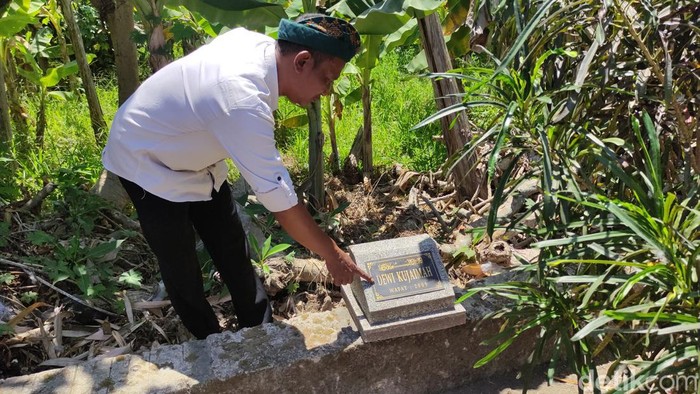 Perusak nisan makam di SIdoarjo mengaku kecewa karena banyak makam dikijing