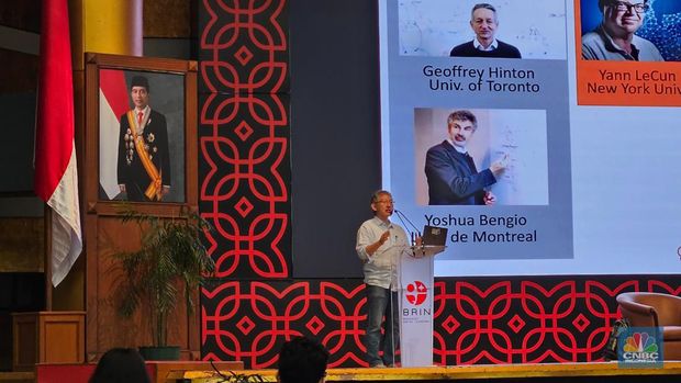 Profesor pakar AI dari Universitas Chukyo Jepang, Pitoyo Hartono. (CNBC Indonesia/Intan Rakhmayanti Dewi)