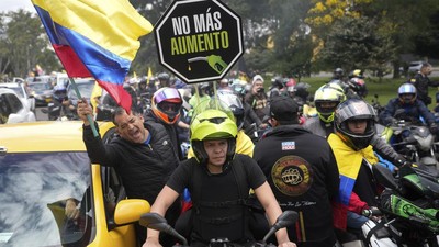 Ribuan Orang di Kolombia Turun ke Jalan, Protes Harga BBM Naik 50 Persen