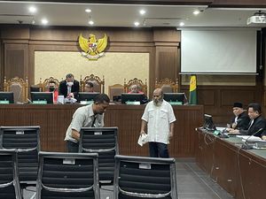 Lukas Enembe Bakal Diperiksa Sebagai Terdakwa Kasus Suap Pekan Depan