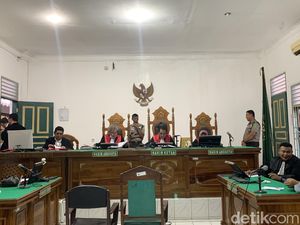 2 Kurir 20 Kg Sabu-30 Ribu Ekstasi Asal Riau Divonis Seumur Hidup
