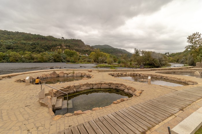 Sumber mata air panas Chavasqueira di Ourense, Spanyol