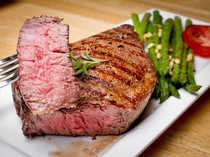 7 Tips Memaksimalkan Asupan Zat Besi dari Daging Sapi Menurut Ahli Gizi