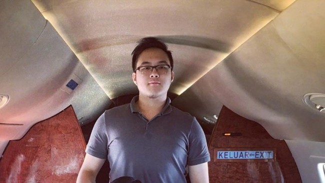 Warren Tanoesoedibjo mendaftarkan diri sebagai calon legislatif dalam pemilihan umum 2024. Ia merupakan anak kelima dari pasangan Hary dan Liliana Tanoesoedibjo. Foto: Instagram