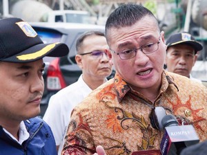 Kenneth DPRD DKI & Sudin LH Sidak Industri Pencemaran Udara di Jakbar