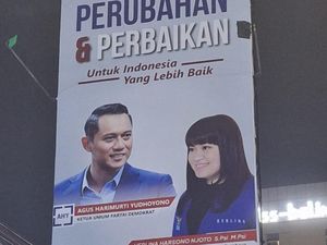 Anies-Cak Imin Terbongkar, Demokrat Surabaya Take Down Baliho Anies
