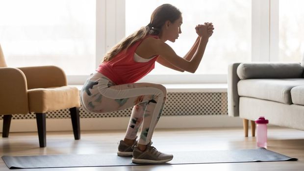 deep squat. deep squat.