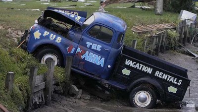 Deretan Mobil yang Jadi Korban Dahsyatnya Badai Idalia