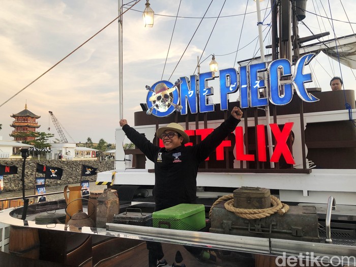 Suasana kapal Going Merry yang dipamerkan jelang perilisan live action One Piece.