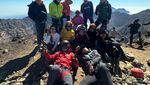 Gunung Raung dengan Jalur Terekstrem dan Puncak yang Megah