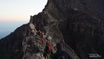 Gunung Raung dengan Jalur Terekstrem dan Puncak yang Megah