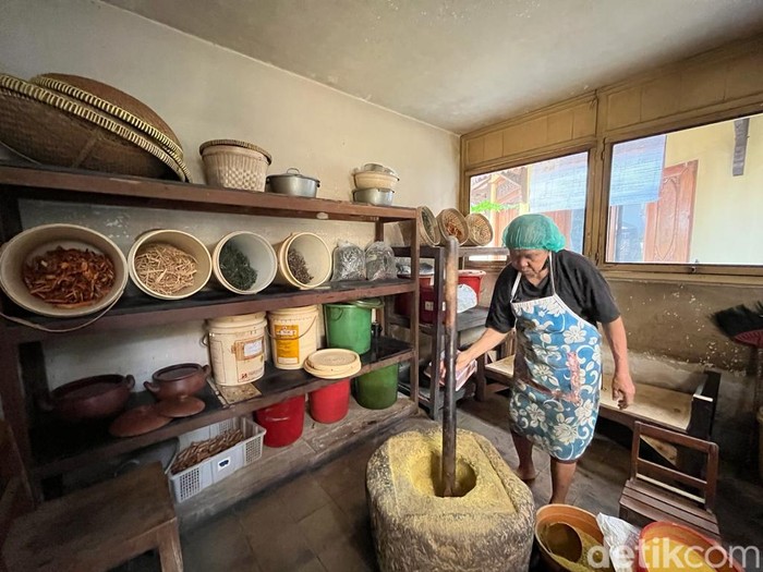 Jamu Ginggang Pakualaman eksis merawat resep tradisi sejak 1950. Foto diambil Rabu (30/8/2023).