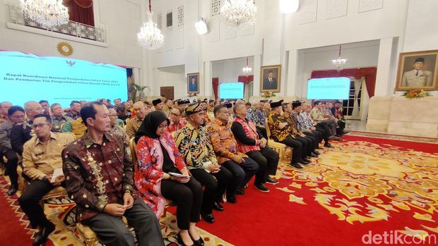 Jokowi Hadiri Rakornas Pengendalian Inflasi