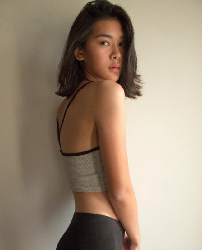 Wajah Kayra Miendra memang jarang tersorot. Meski demikian, kini ia sudah punya pengikut lebih dari 40 ribu di Instagram. Foto: Instagram @kayra.miendra