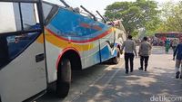 Korban Meninggal Kecelakaan Bus Sugeng Rahayu Vs Eka Di Ngawi Bertambah