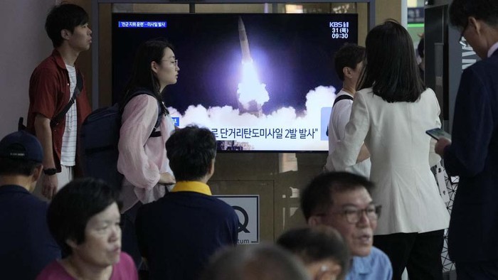 A TV screen shows an image of North Korean leader Kim Jong Un during a news program at the Seoul Railway Station in Seoul, South Korea, Thursday, Aug. 31, 2023. North Korea launched two short-range ballistic missiles toward the sea on Wednesday night, its neighbors said, hours after the U.S. flew long-range bombers for drills with its allies in a show of force against the North. (AP Photo/Ahn Young-joon)