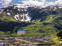 Dijuluki Kota Satu Atap, Ternyata Penduduknya Nggak Sampai 400 Orang!