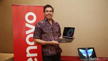 Regional Managing Director Lenovo Greater Asia Pacific Matt Codrington mengatakan transformasi digital, terutama untuk bisnis, saat ini bukan lagi sekedar opsi tapi sebuah keharusan. Codrington mengatakan perusahaan atau bisnis yang menjalankan transformasi digital dapat meningkatkan efisiensinya karena sumber daya perusahaan bisa dialihkan ke bagian lain yang lebih penting. 