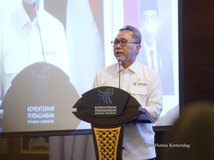 Zulhas Minta Satgas Tegas Awasi Impor Ilegal & Praktik Predatory Pricing