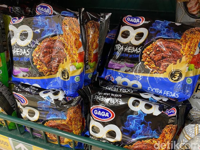 Mie Gaga goreng ekstra pedas rasa lada hitam