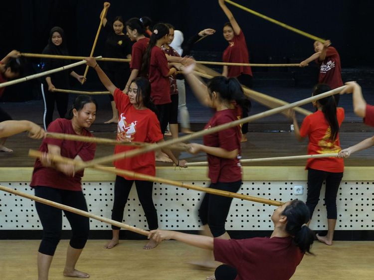 Siswa SMK Solo Belajar Koreografi dari Park Na Hoon