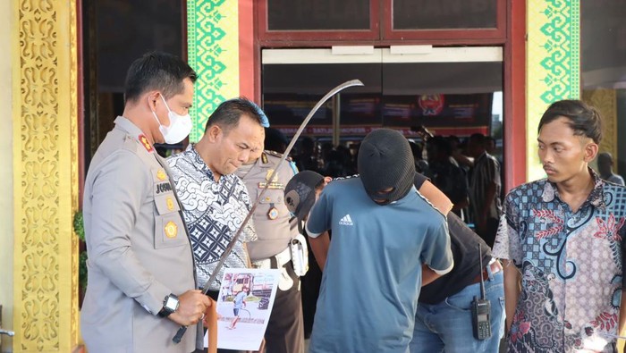 Penangkapan warga terlibat bentrok OKP di Belawan. (Dok Polres Belawan)