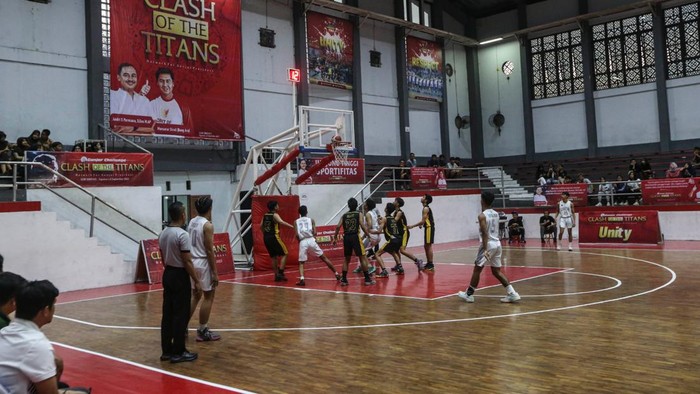 Perbasi Tangerang Gelar Kompetisi Basket Bergengsi Tingkat SMA Perbasi Kota Tangerang kembali mengelar Challenge bagi juara tingkat SMA se-kota Tangerang. Pertandingan ini memperebutkan piala Ganjar Challege.