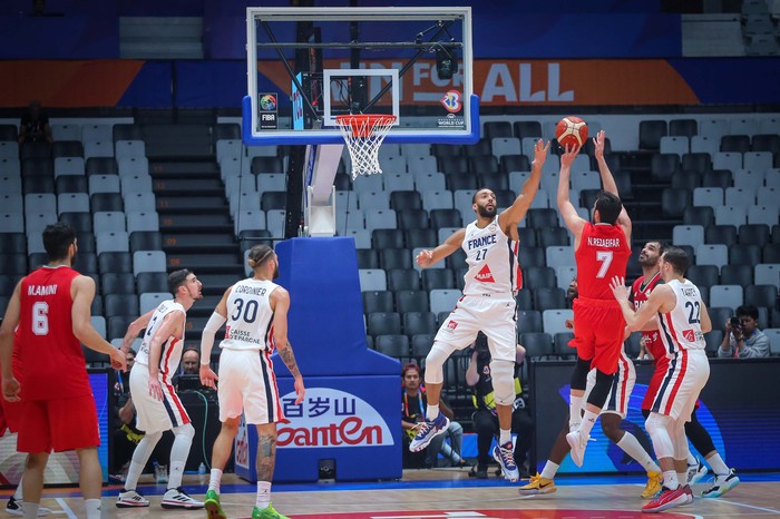 Prancis menggulung Iran 82-55 di FIBA World Cup 2023 Klasifikasi Grup P, pada pertandingan di Indonesia Arena, Jakarta, Kamis (31/8).