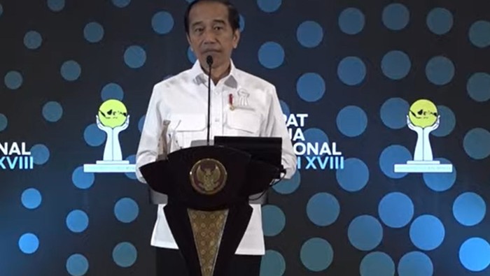 Presiden Jokowi memberikan sambutan di Rakernas HIPMI ke-XVIII (Dok. Sekretariat Presiden)
