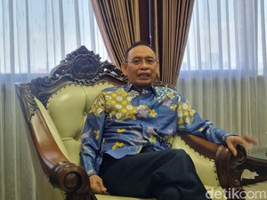 Rektor Unair Tekankan Orisinalitas Karya Meski Skripsi Tak Lagi Wajib