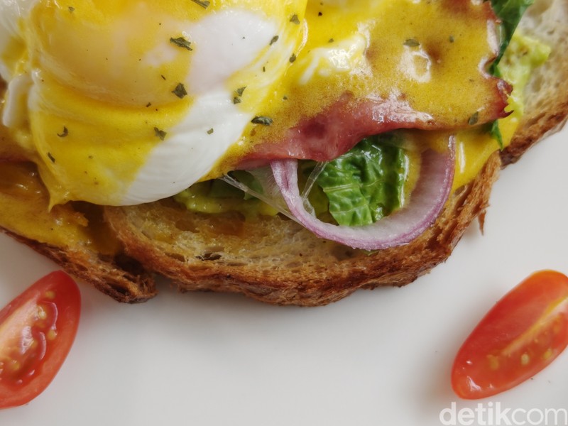 Review Sharp Aquos R7S