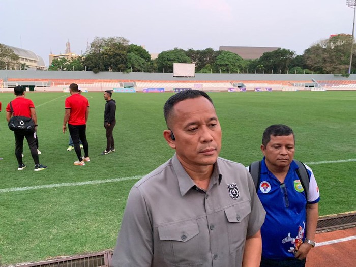 Direktur Teknik (Dirtek) Sriwijaya Football Club (SFC) Indrayadi. Foto: Candra Setia Budi/detikSumbagsel