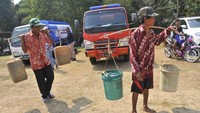 Status tanggap darurat kekeringan karena 23 desa di sembilan kecamatan dengan 6.675 Kepala Keluarga (KK) terdampak kekeringan.  