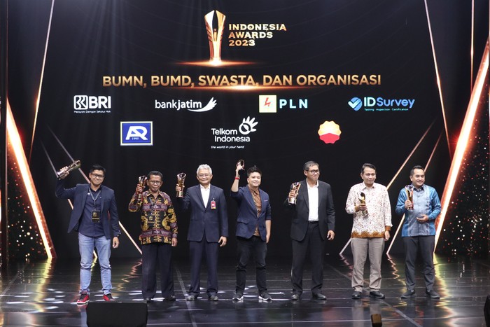 bankjatim Raih Penghargaan