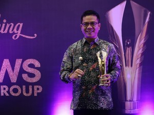 Inovasi Program Unggulan Antarkan Bupati Bandung Raih Indonesia Award