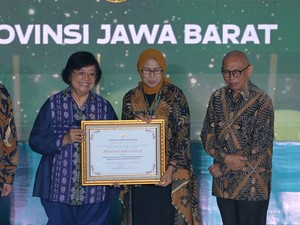 Pemprov Jabar Raih Penghargaan Nirwasita Tantra KLHK di 3 Kategori
