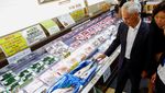 Dubes AS Santap Sushi Fukushima Saat China Larang Impor Makanan Laut Jepang