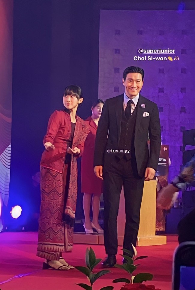 Sebelumnya Dita Karang telah dinobatkan sebagai Duta Hubungan Bilateral Indonesia-Korea Selatan. Sedangkan Siwon dilantik jadi duta promosi Korea Selatan.    Foto: dok. Instagram @indonesiainseoul, dok. Instagram @shella_fernanda