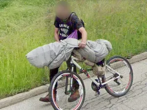 Heboh Foto Google Street View, Diduga Orang Bawa Mayat