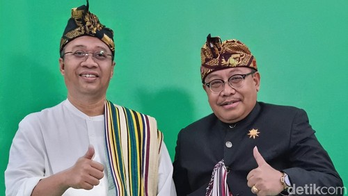 Gubernur NTB Zulkieflimansyah (kiri) dan Lalu Gita Ariadi (kanan).