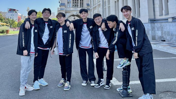 Babak playoff IESF 2023 World Esports Championship selesai menggelar hari pertama. Timnas Mobile Legends Indonesia menang lawan Brazil, dan melaju ke match berikutnya.