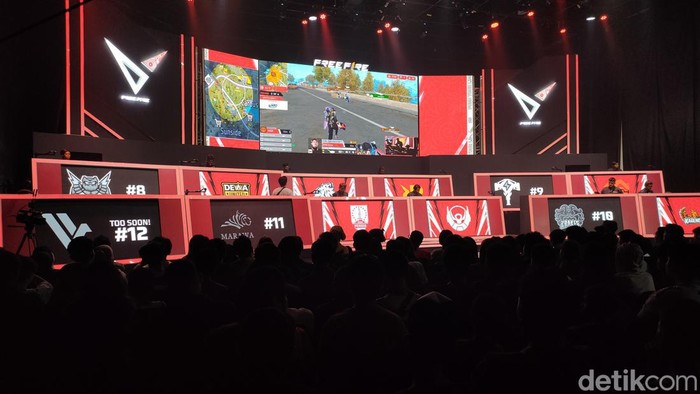 Free Fire Master League (FFML) Season 8 resmi dimulai. Kompetisi ini digelar di Studio Sepat 72 dan dapat disaksikan secara cuma-cuma alias gratis.