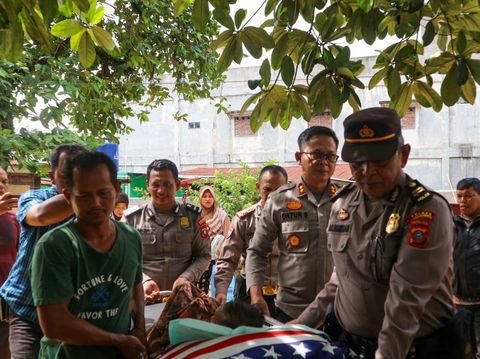 Miris nasib balita Prasetia Bilal Ramadhan (5), karena kurang biaya, harus menanggung sakit kulit selama 3 tahun. Dokumen Polres Labusel