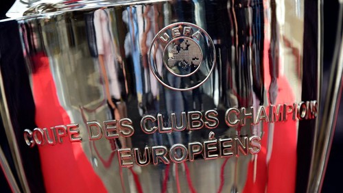 Soccer Football - Champions League - Group Stage Draw - Grimaldi Forum, Monaco - August 31, 2023 General view of the Champions League trophy before the draw REUTERS/Massimo Pinca