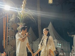 Beda Usia 10 Tahun, Ini Foto Mesra Luna Maya & Maxime Bouttier di Pesta Ultah