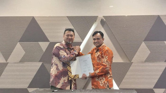 Mega Insurance menjalin kerja sama dengan Bank Muamalat Indonesia.