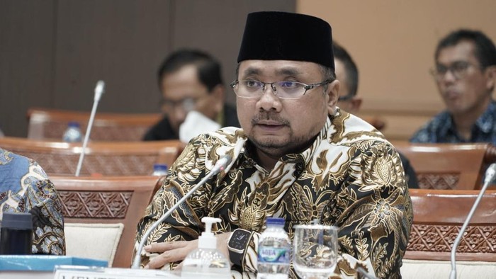 Menteri Agama Yaqut Cholil Qoumas saat rapat kerja dengan komisi VIII DPR RI