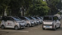 Mobil listrik ini nantinya akan digunakan untuk mobilisasi staf delegasi peserta KTT ke-43 ASEAN.  