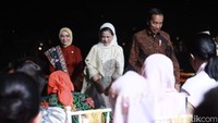 Jokowi mengatakan kini masyarakat bisa menikmati wajah baru TMII. Menurutnya, berkat revitalisasi ini TMII menjadi lebih hijau dan lebih indah.